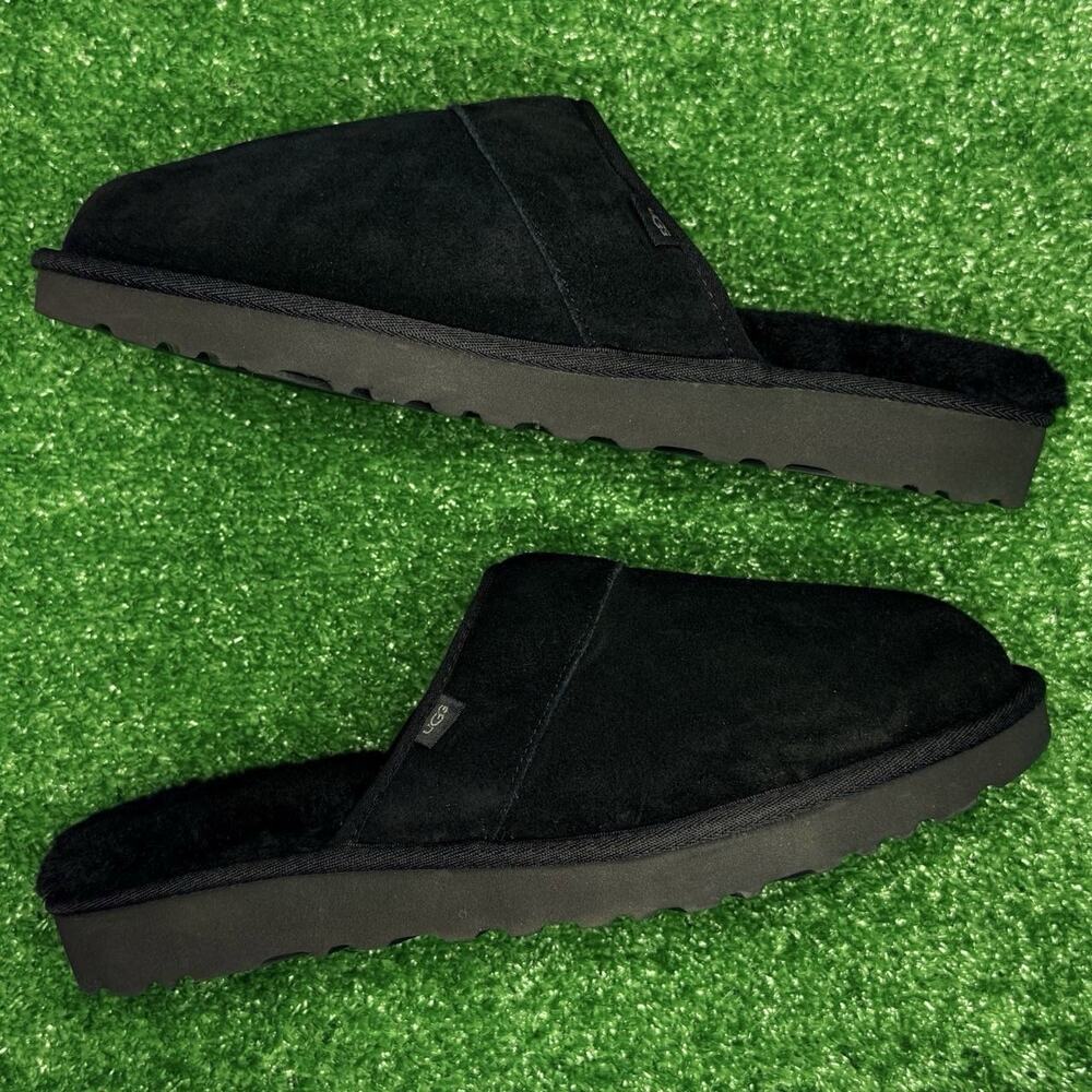 UGG Leisure Outdoor Slide Slippers Men’s 11 Black Cozy Comfort Slip-On NEW NEW